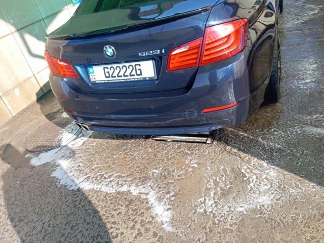 Синий БМВ 5 Серия, объемом двигателя 2.5 л и пробегом 235 тыс. км за 13700 $, фото 5 на Automoto.ua