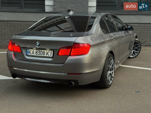 Синий БМВ 5 Серия, объемом двигателя 3 л и пробегом 200 тыс. км за 13500 $, фото 4 на Automoto.ua