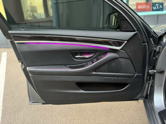 Синий БМВ 5 Серия, объемом двигателя 3 л и пробегом 200 тыс. км за 13500 $, фото 13 на Automoto.ua