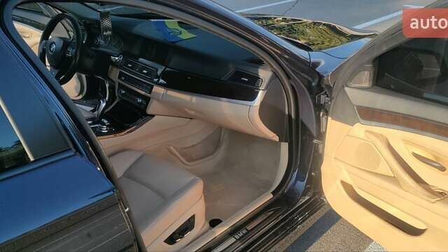 Синий БМВ 5 Серия, объемом двигателя 2 л и пробегом 154 тыс. км за 12000 $, фото 12 на Automoto.ua
