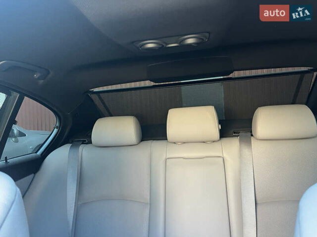 Синий БМВ 5 Серия, объемом двигателя 3.5 л и пробегом 200 тыс. км за 17800 $, фото 25 на Automoto.ua