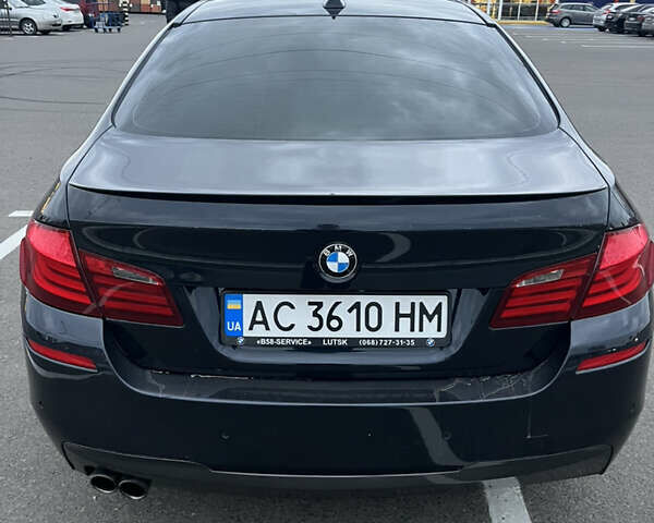 Синий БМВ 5 Серия, объемом двигателя 3 л и пробегом 294 тыс. км за 14200 $, фото 2 на Automoto.ua