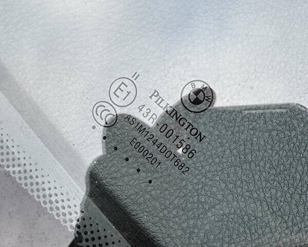 Синий БМВ 5 Серия, объемом двигателя 2.98 л и пробегом 155 тыс. км за 16000 $, фото 6 на Automoto.ua