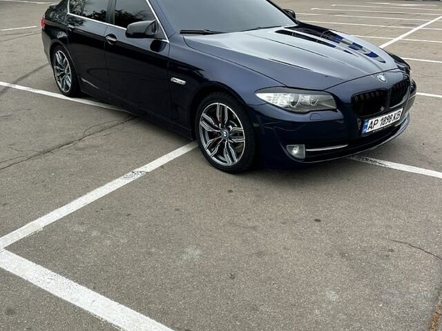 Синій БМВ 5 Серія, об'ємом двигуна 3 л та пробігом 170 тис. км за 14999 $, фото 2 на Automoto.ua