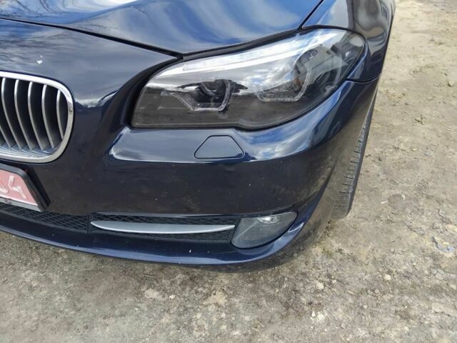 Синий БМВ 5 Серия, объемом двигателя 3 л и пробегом 217 тыс. км за 13500 $, фото 4 на Automoto.ua