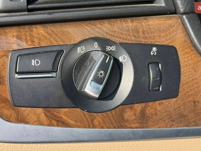 Синій БМВ 5 Серія, об'ємом двигуна 3 л та пробігом 201 тис. км за 12800 $, фото 14 на Automoto.ua