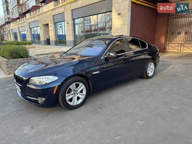 Синій БМВ 5 Серія, об'ємом двигуна 2 л та пробігом 210 тис. км за 12999 $, фото 9 на Automoto.ua