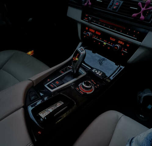 Синий БМВ 5 Серия, объемом двигателя 2 л и пробегом 217 тыс. км за 11500 $, фото 15 на Automoto.ua