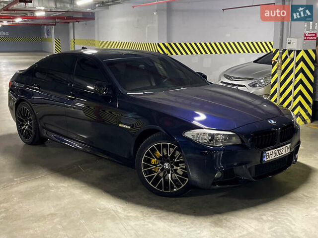 Синий БМВ 5 Серия, объемом двигателя 3 л и пробегом 225 тыс. км за 15800 $, фото 1 на Automoto.ua