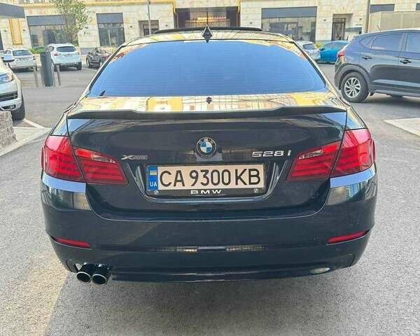 Синій БМВ 5 Серія, об'ємом двигуна 2 л та пробігом 210 тис. км за 12999 $, фото 5 на Automoto.ua