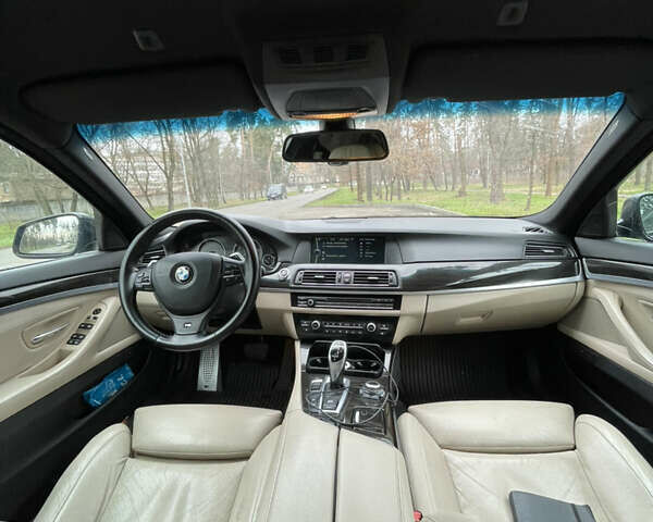 Синій БМВ 5 Серія, об'ємом двигуна 3 л та пробігом 330 тис. км за 14000 $, фото 2 на Automoto.ua
