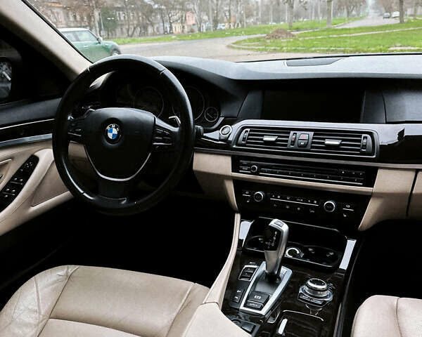 Синий БМВ 5 Серия, объемом двигателя 2.98 л и пробегом 224 тыс. км за 15500 $, фото 8 на Automoto.ua