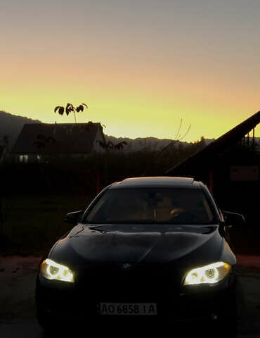 Синий БМВ 5 Серия, объемом двигателя 2 л и пробегом 217 тыс. км за 11500 $, фото 9 на Automoto.ua