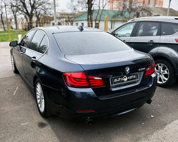 Синий БМВ 5 Серия, объемом двигателя 2.98 л и пробегом 224 тыс. км за 15500 $, фото 6 на Automoto.ua