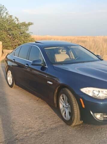 Синій БМВ 5 Серія, об'ємом двигуна 2 л та пробігом 250 тис. км за 10300 $, фото 2 на Automoto.ua