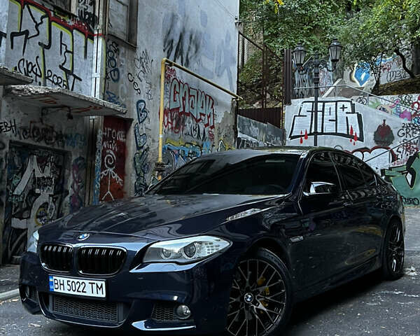 Синий БМВ 5 Серия, объемом двигателя 3 л и пробегом 225 тыс. км за 15800 $, фото 3 на Automoto.ua