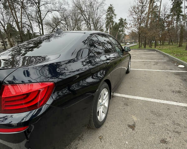 Синій БМВ 5 Серія, об'ємом двигуна 3 л та пробігом 330 тис. км за 14000 $, фото 5 на Automoto.ua