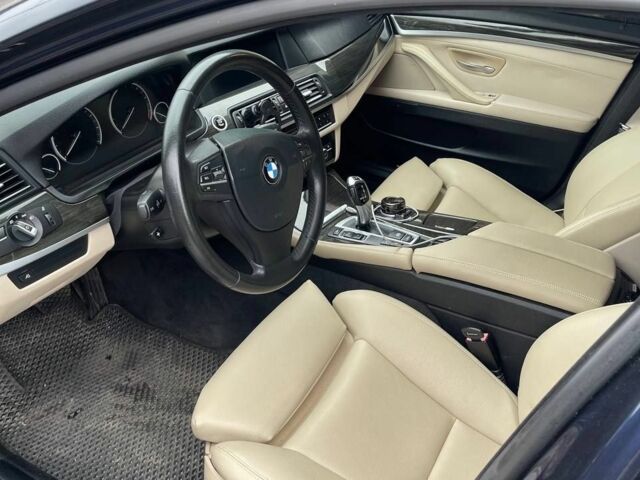 Синий БМВ 5 Серия, объемом двигателя 3 л и пробегом 170 тыс. км за 12000 $, фото 6 на Automoto.ua