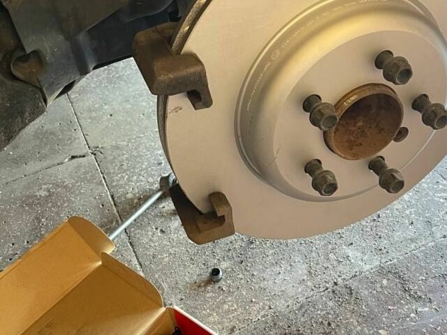 Синий БМВ 5 Серия, объемом двигателя 3 л и пробегом 170 тыс. км за 12000 $, фото 14 на Automoto.ua