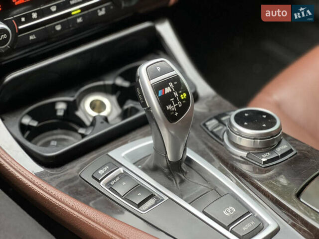 Синій БМВ 5 Серія, об'ємом двигуна 2.98 л та пробігом 260 тис. км за 16999 $, фото 26 на Automoto.ua