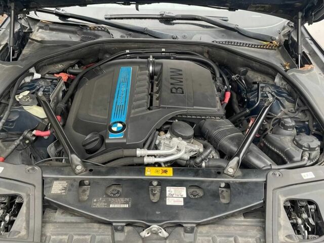 Синий БМВ 5 Серия, объемом двигателя 3 л и пробегом 170 тыс. км за 12000 $, фото 5 на Automoto.ua