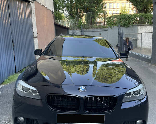 Синій БМВ 5 Серія, об'ємом двигуна 3 л та пробігом 330 тис. км за 14000 $, фото 11 на Automoto.ua