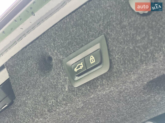 Синій БМВ 5 Серія, об'ємом двигуна 2.98 л та пробігом 260 тис. км за 16999 $, фото 13 на Automoto.ua