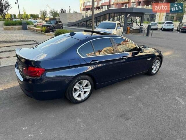Синій БМВ 5 Серія, об'ємом двигуна 2 л та пробігом 210 тис. км за 12999 $, фото 3 на Automoto.ua