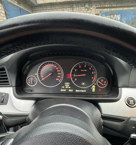 Синій БМВ 5 Серія, об'ємом двигуна 2 л та пробігом 296 тис. км за 12500 $, фото 11 на Automoto.ua