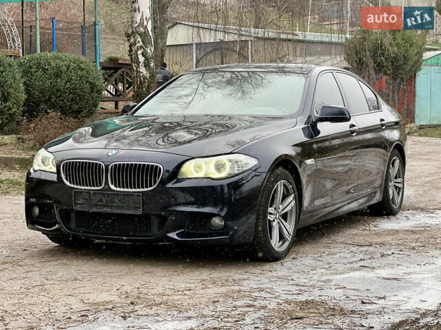 Синий БМВ 5 Серия, объемом двигателя 3 л и пробегом 215 тыс. км за 12400 $, фото 7 на Automoto.ua