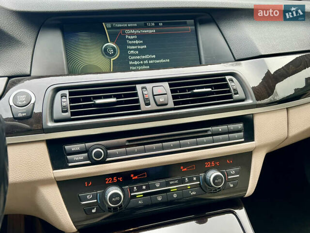 Синий БМВ 5 Серия, объемом двигателя 3 л и пробегом 215 тыс. км за 12400 $, фото 26 на Automoto.ua