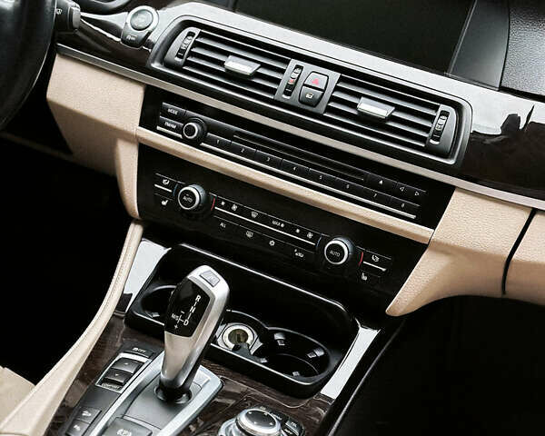 Синий БМВ 5 Серия, объемом двигателя 2.98 л и пробегом 224 тыс. км за 15500 $, фото 17 на Automoto.ua