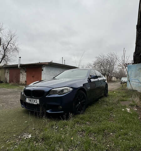 Синій БМВ 5 Серія, об'ємом двигуна 2 л та пробігом 296 тис. км за 12500 $, фото 4 на Automoto.ua