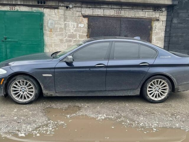 Синий БМВ 5 Серия, объемом двигателя 3 л и пробегом 170 тыс. км за 12000 $, фото 1 на Automoto.ua