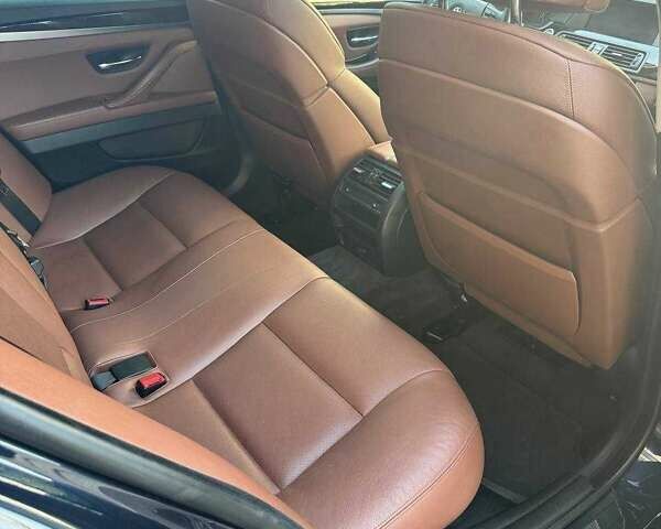 Синій БМВ 5 Серія, об'ємом двигуна 2 л та пробігом 210 тис. км за 12999 $, фото 19 на Automoto.ua