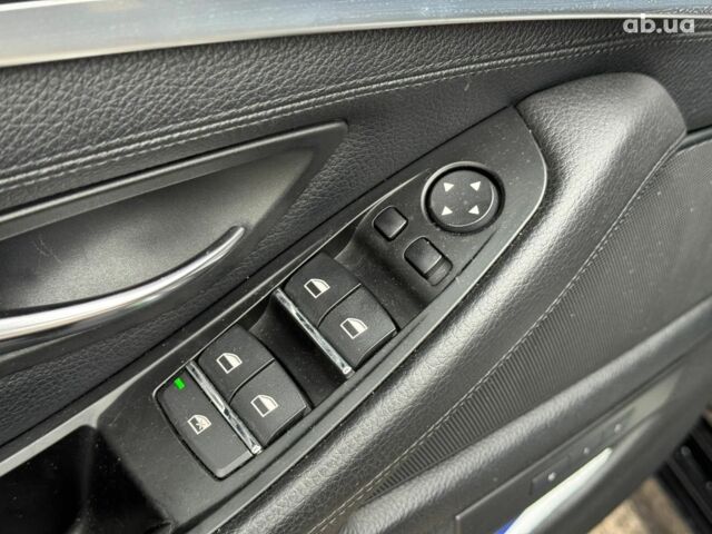 Синій БМВ 5 Серія, об'ємом двигуна 4.4 л та пробігом 197 тис. км за 17490 $, фото 12 на Automoto.ua