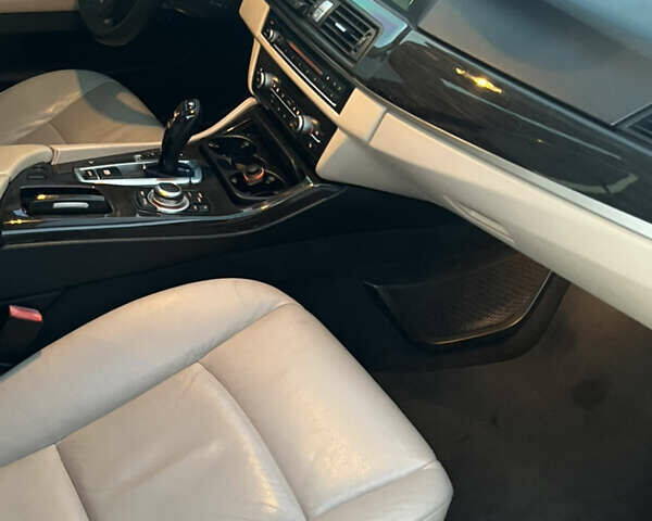 Синий БМВ 5 Серия, объемом двигателя 2 л и пробегом 156 тыс. км за 12999 $, фото 21 на Automoto.ua