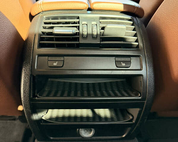 Синій БМВ 5 Серія, об'ємом двигуна 2.98 л та пробігом 202 тис. км за 19500 $, фото 27 на Automoto.ua