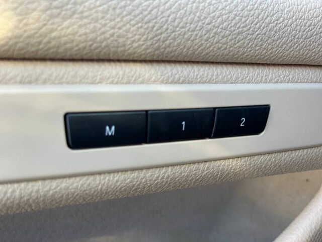 Синій БМВ 5 Серія, об'ємом двигуна 2 л та пробігом 227 тис. км за 12500 $, фото 9 на Automoto.ua