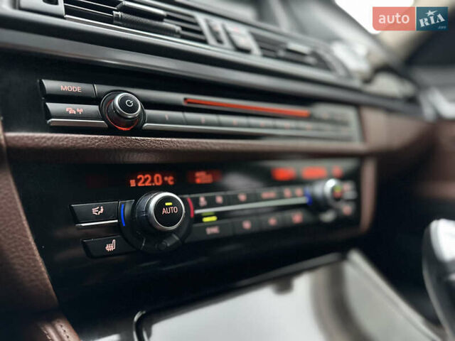 Синій БМВ 5 Серія, об'ємом двигуна 2.99 л та пробігом 275 тис. км за 19300 $, фото 23 на Automoto.ua