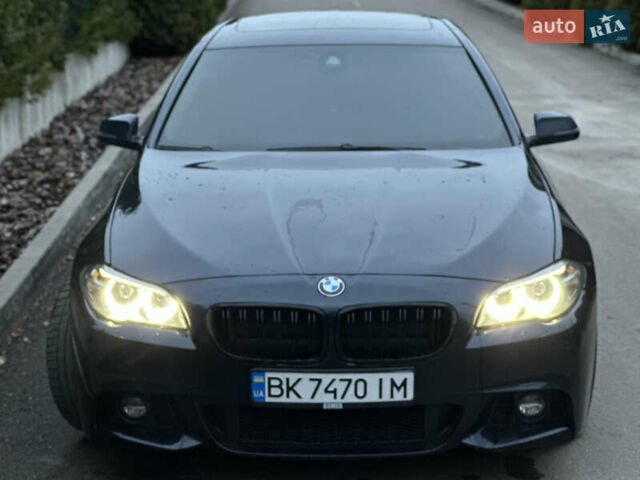 Синій БМВ 5 Серія, об'ємом двигуна 2.99 л та пробігом 275 тис. км за 18500 $, фото 1 на Automoto.ua