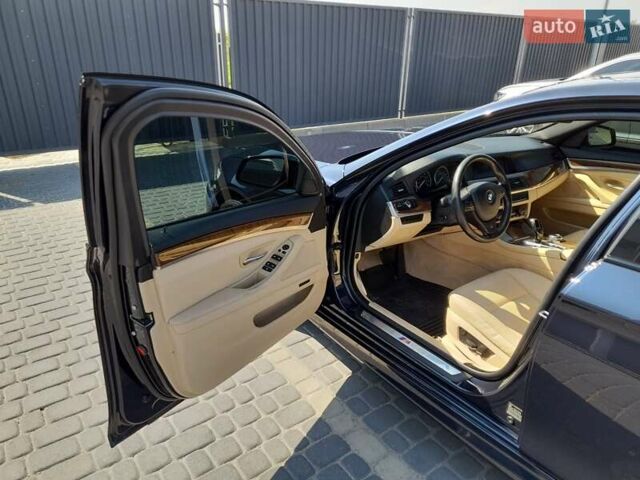 Синій БМВ 5 Серія, об'ємом двигуна 2 л та пробігом 222 тис. км за 16500 $, фото 14 на Automoto.ua
