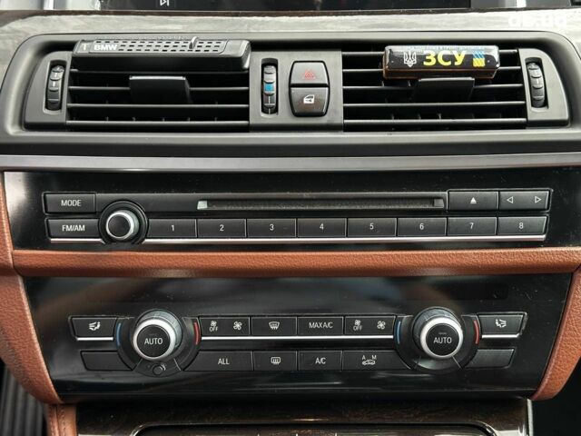 Синій БМВ 5 Серія, об'ємом двигуна 2 л та пробігом 242 тис. км за 18790 $, фото 25 на Automoto.ua