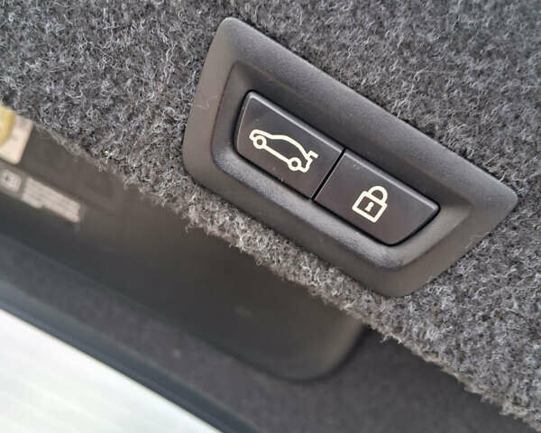 Синій БМВ 5 Серія, об'ємом двигуна 2.98 л та пробігом 201 тис. км за 15777 $, фото 28 на Automoto.ua