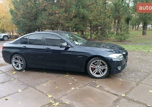 Синій БМВ 5 Серія, об'ємом двигуна 2 л та пробігом 240 тис. км за 12500 $, фото 13 на Automoto.ua