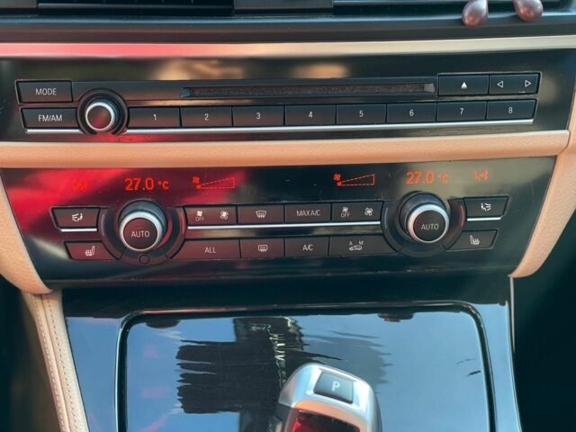 Синій БМВ 5 Серія, об'ємом двигуна 2 л та пробігом 227 тис. км за 12500 $, фото 12 на Automoto.ua