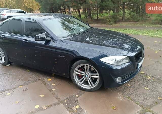 Синій БМВ 5 Серія, об'ємом двигуна 2 л та пробігом 240 тис. км за 12500 $, фото 14 на Automoto.ua