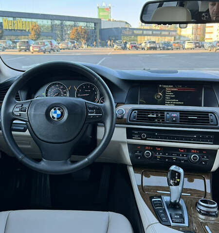 Синій БМВ 5 Серія, об'ємом двигуна 2 л та пробігом 140 тис. км за 16300 $, фото 20 на Automoto.ua