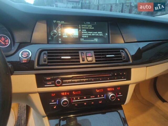 Синій БМВ 5 Серія, об'ємом двигуна 2.99 л та пробігом 194 тис. км за 12900 $, фото 10 на Automoto.ua
