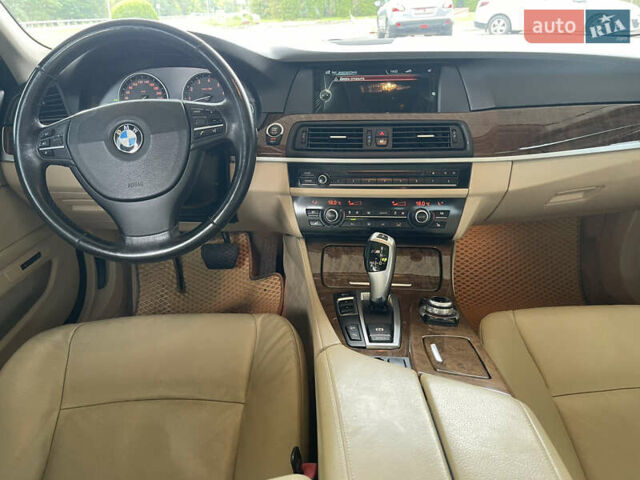 Синий БМВ 5 Серия, объемом двигателя 2.98 л и пробегом 200 тыс. км за 13000 $, фото 13 на Automoto.ua